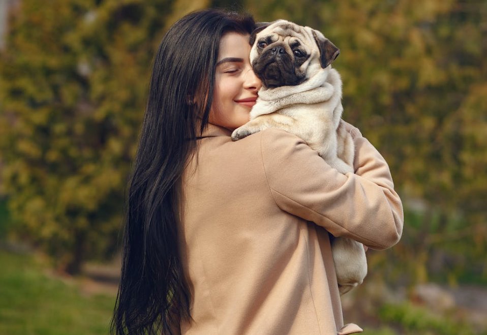 women with pug